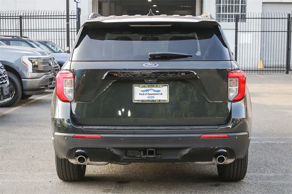Vehicle image 6 of 27