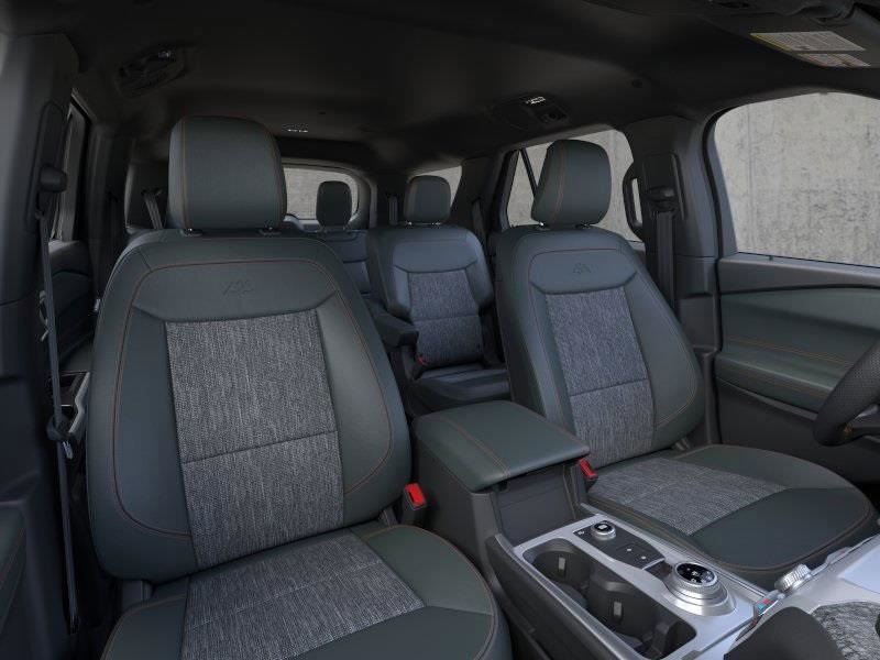 Vehicle image 10 of 31