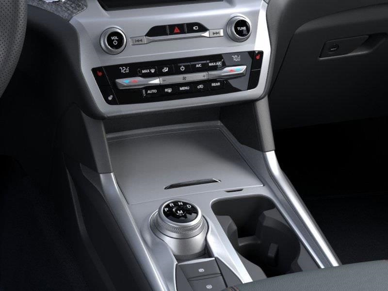Vehicle image 15 of 31