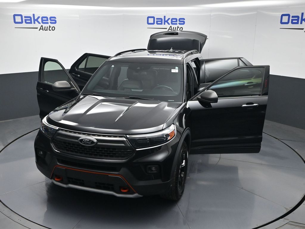2023 Ford Explorer Timberline Image 3 of 64