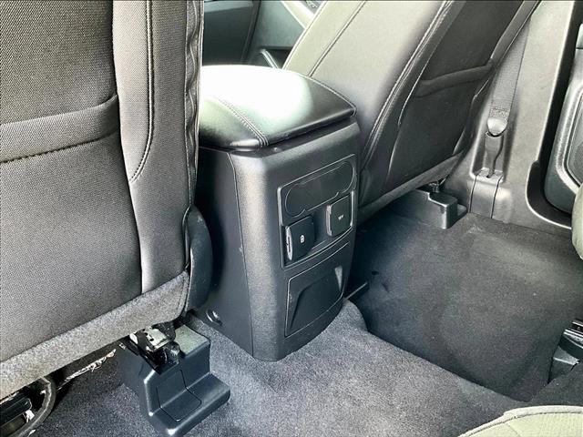 2023 Ford Explorer XLT Image 28 of 30