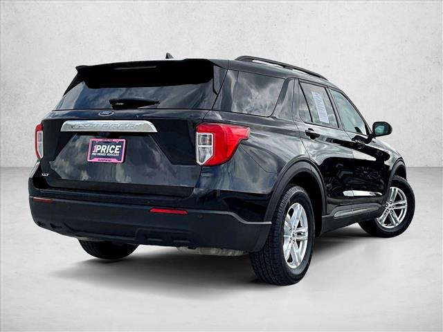 2023 Ford Explorer XLT Image 5 of 30