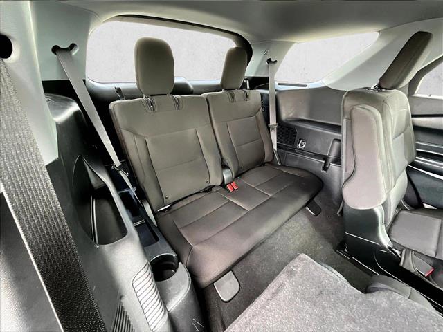 2023 Ford Explorer XLT Image 14 of 30