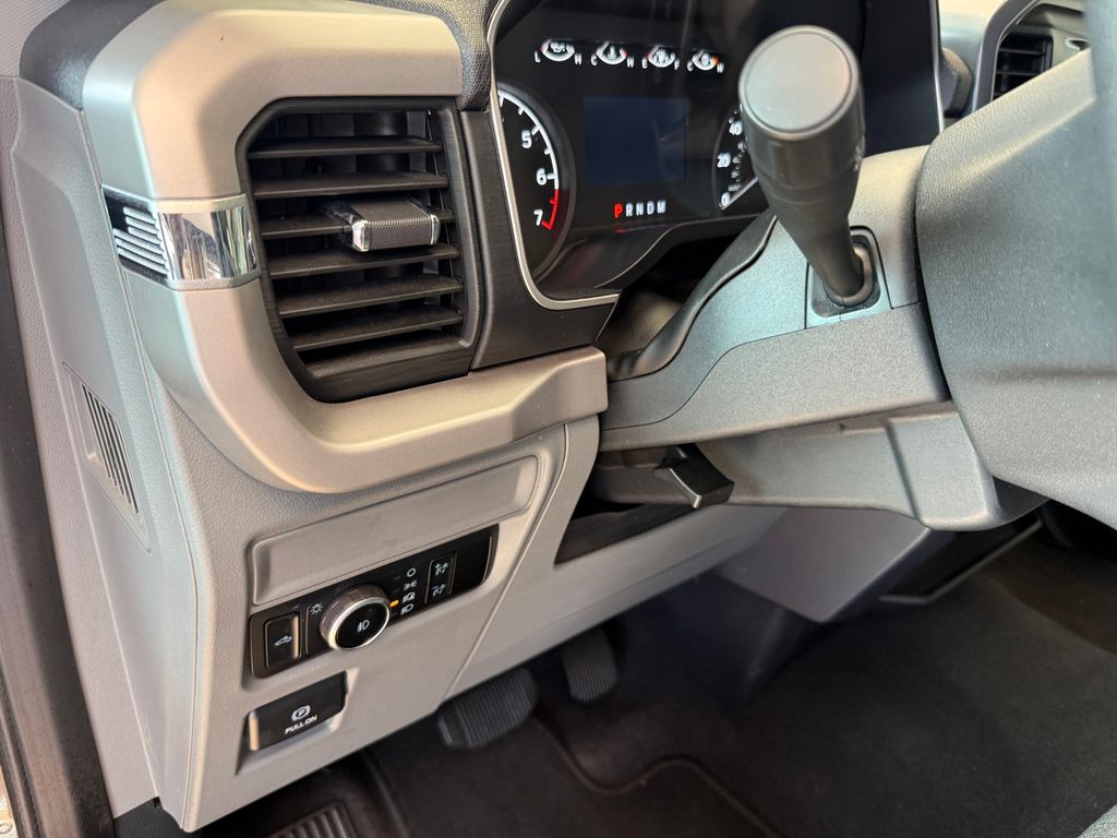 2023 Ford Explorer XLT Image 26 of 26