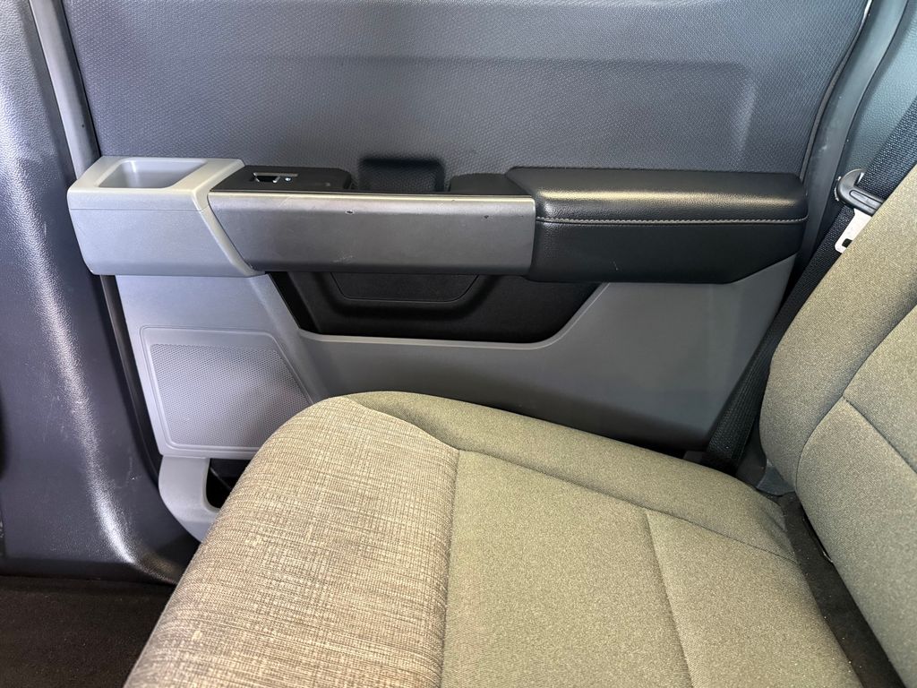 2023 Ford Explorer XLT Image 20 of 26