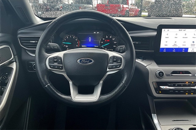 2023 Ford Explorer XLT Image 18 of 34