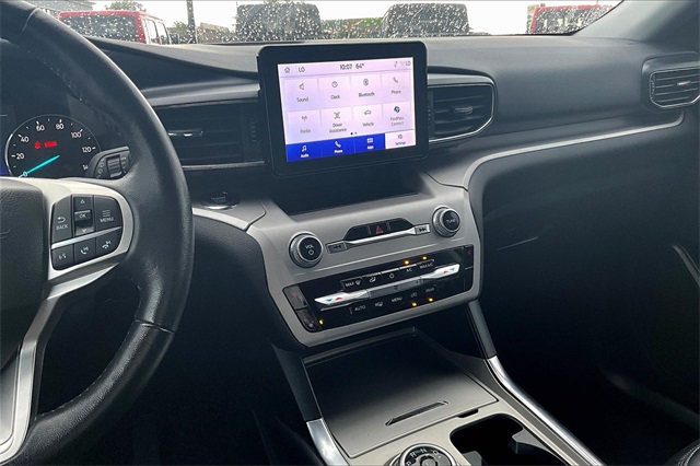 2023 Ford Explorer XLT Image 23 of 34