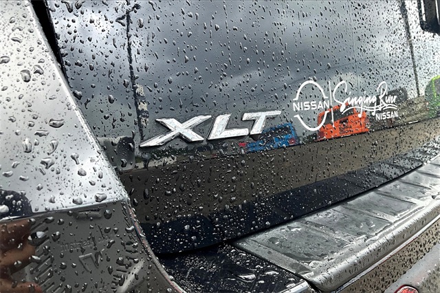 2023 Ford Explorer XLT Image 28 of 34