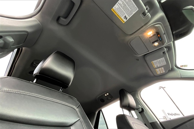 2023 Ford Explorer XLT Image 32 of 34