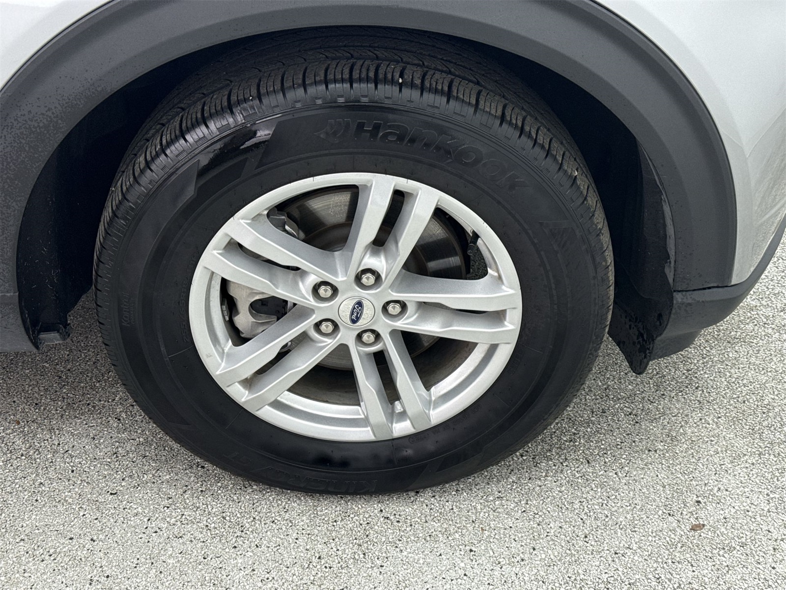 2023 Ford Explorer XLT Image 13 of 50