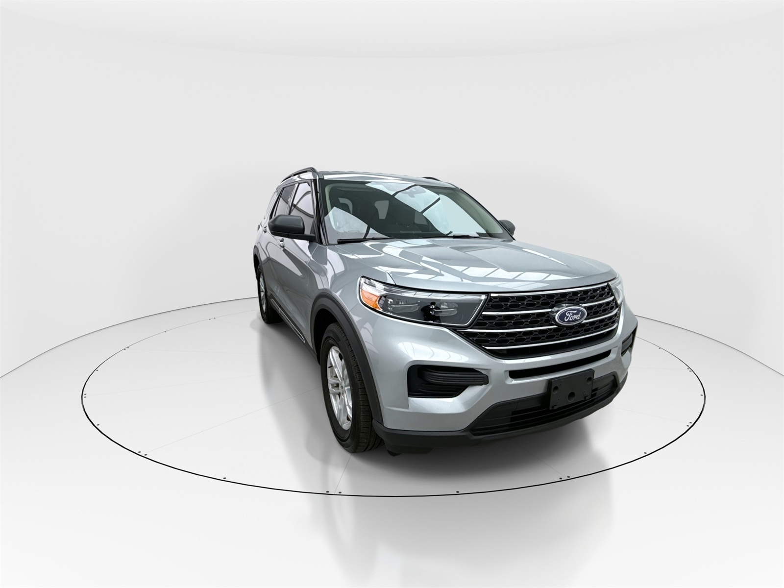 2023 Ford Explorer XLT Image 4 of 50
