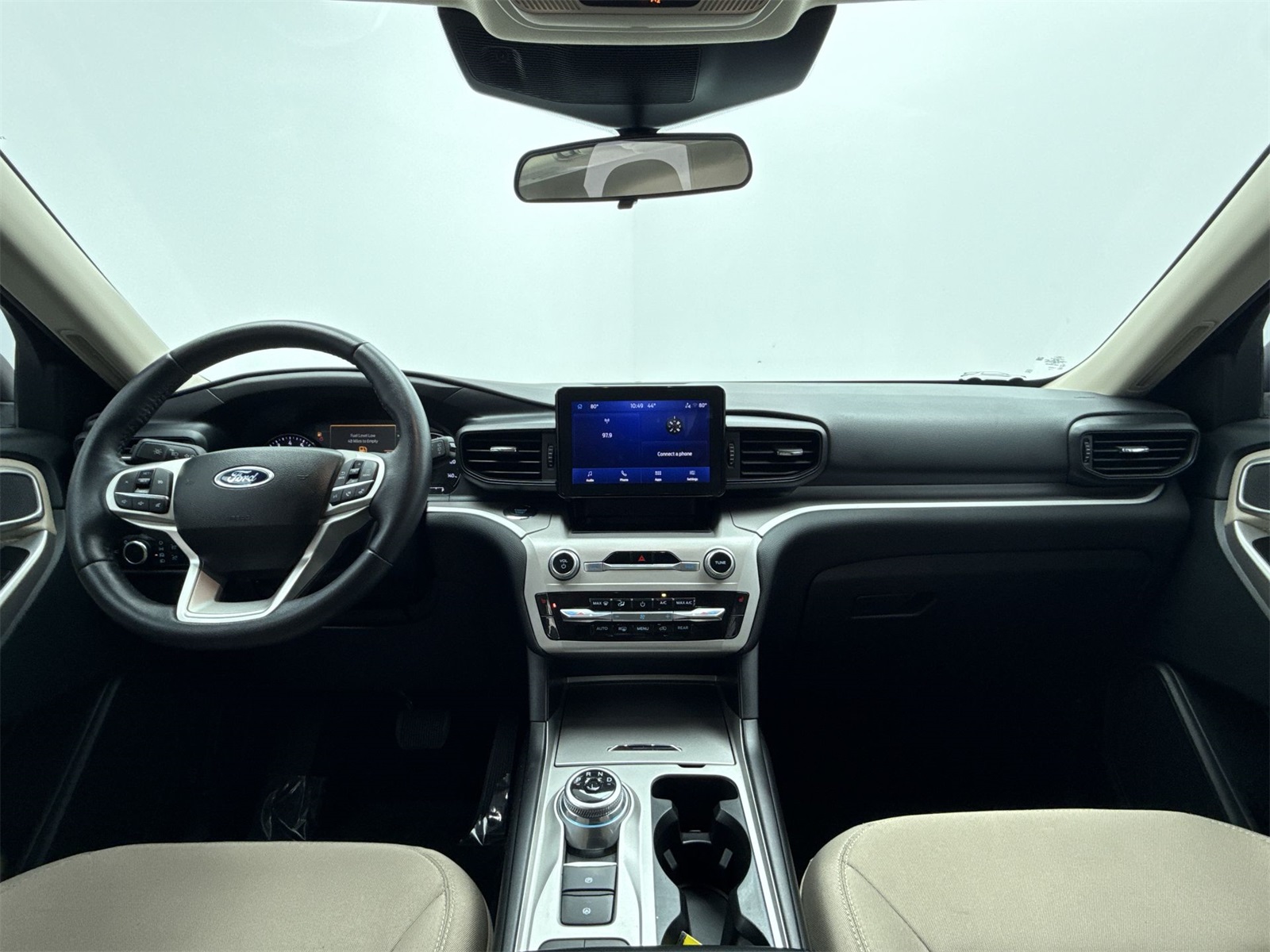 2023 Ford Explorer XLT Image 26 of 50