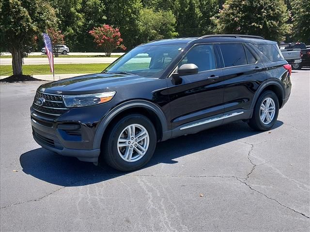 2023 Ford Explorer XLT Image 1 of 25
