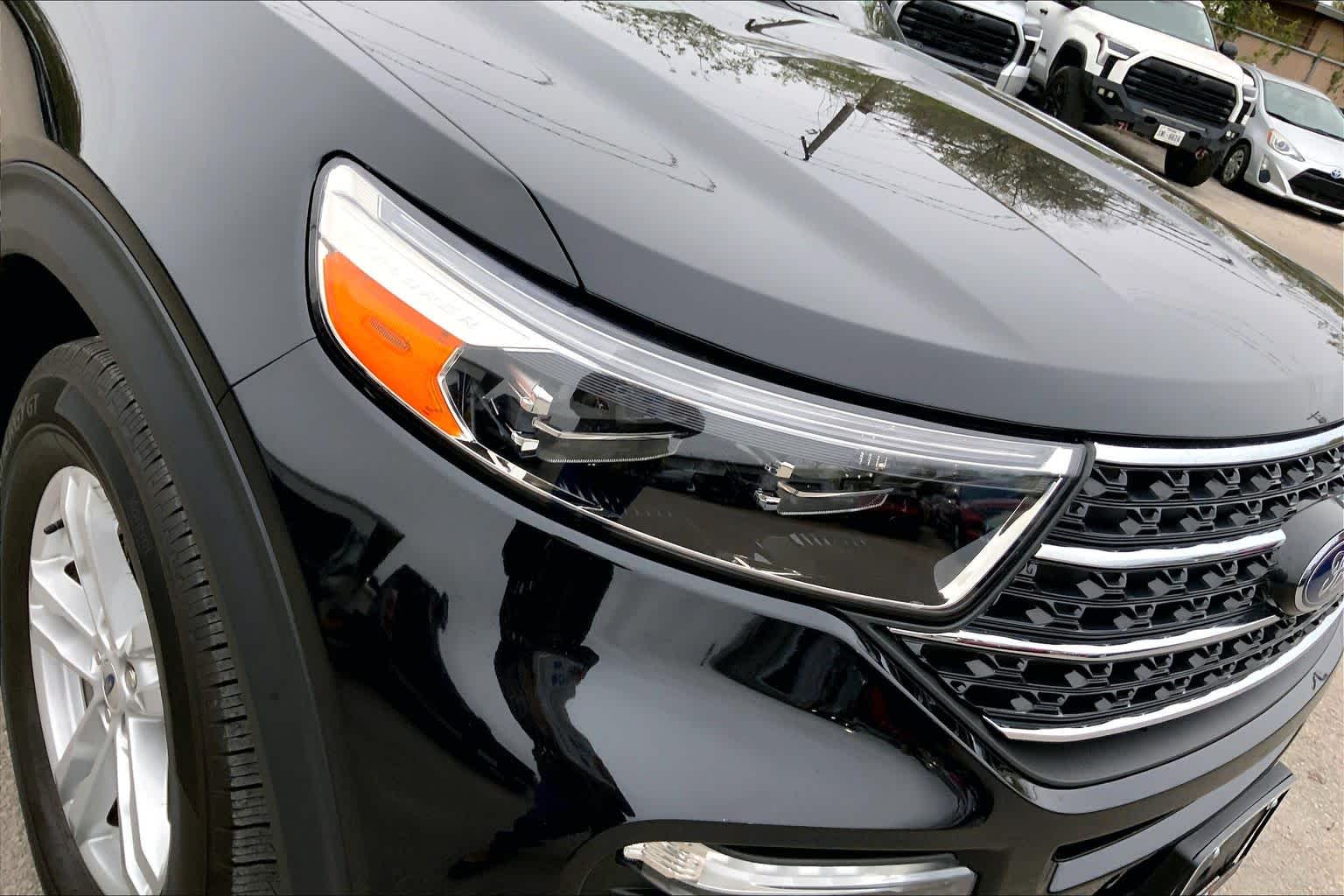 2023 Ford Explorer XLT Image 27 of 33