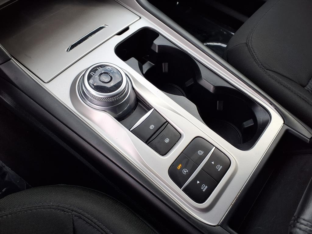 2023 Ford Explorer XLT Image 19 of 24