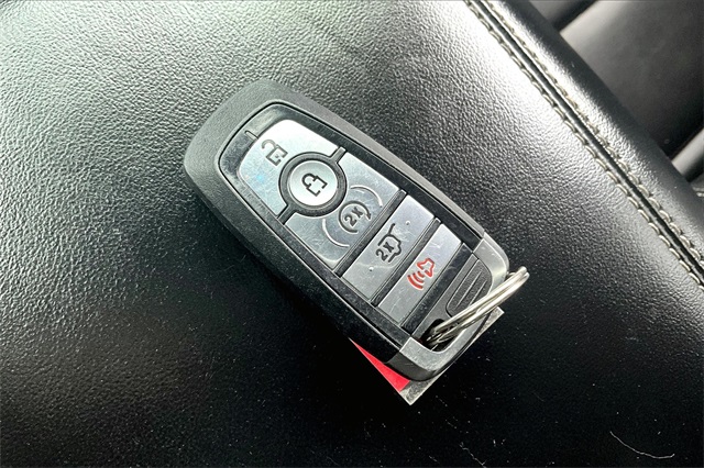 Vehicle image 12 of 36