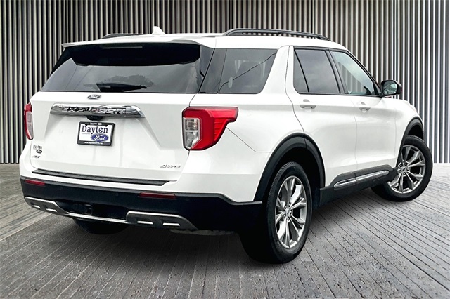 Vehicle image 2 of 36