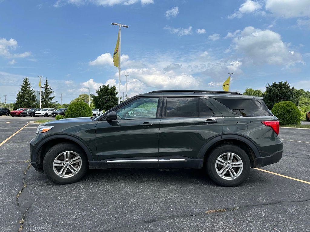 Vehicle image 6 of 25