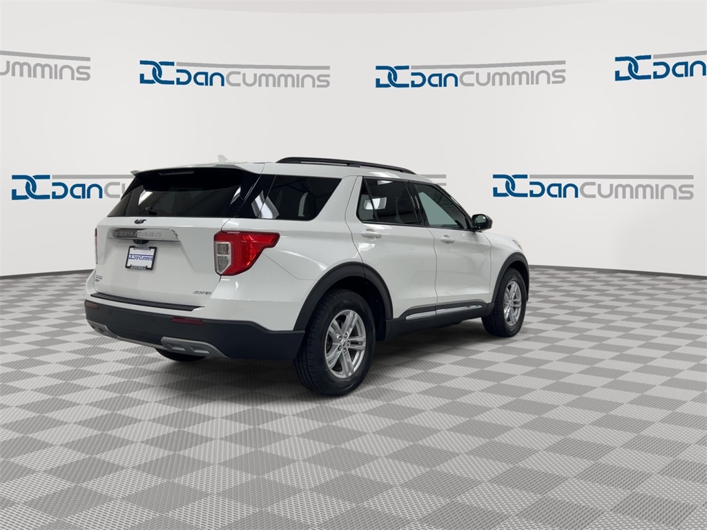 2023 Ford Explorer XLT Image 6 of 28