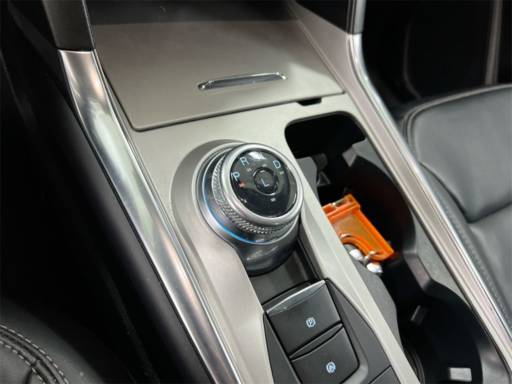 2023 Ford Explorer XLT Image 24 of 28