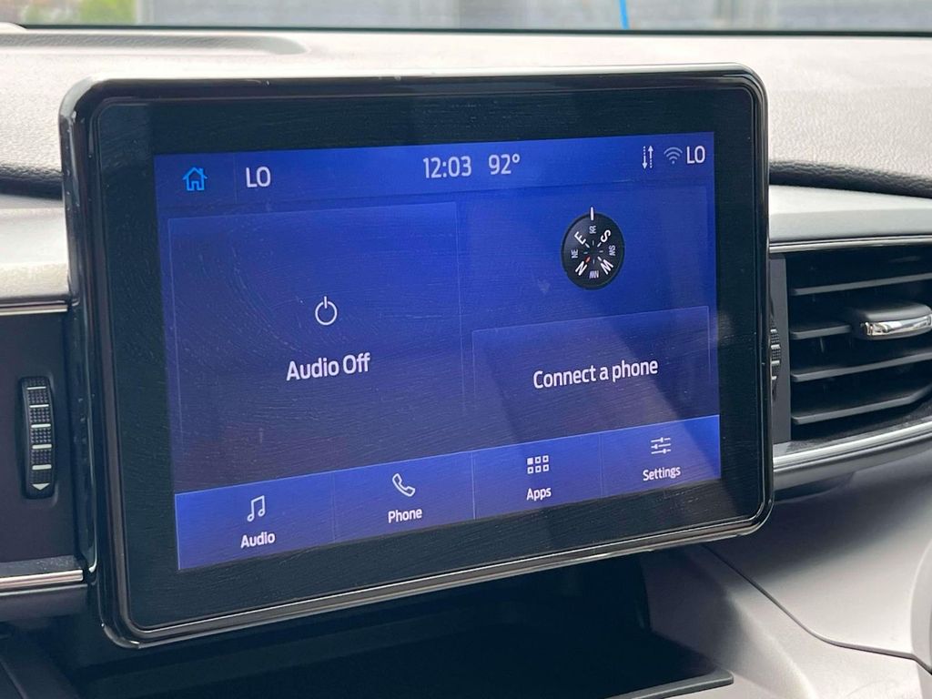 2023 Ford Explorer XLT Image 11 of 31