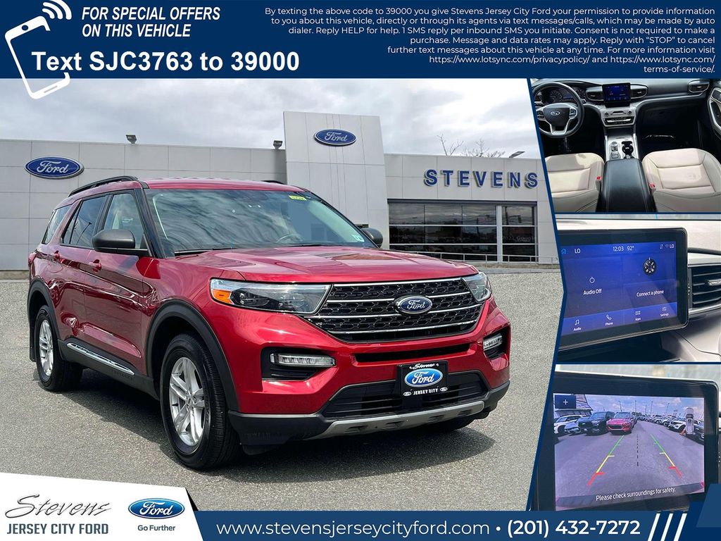 2023 Ford Explorer XLT Image 2 of 31