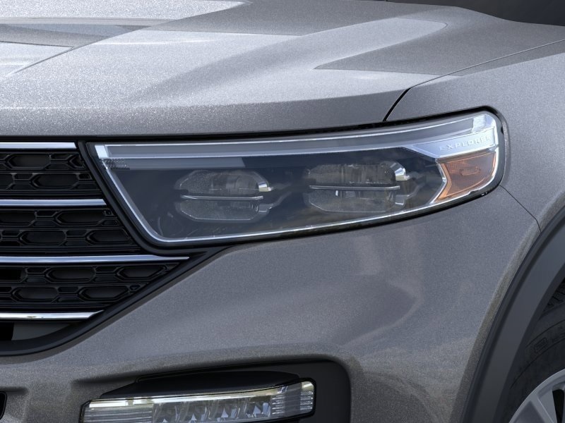 Vehicle image 21 of 24