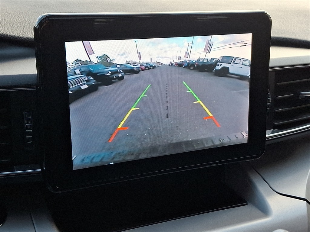 2023 Ford Explorer XLT Image 19 of 34