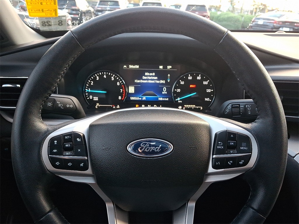 2023 Ford Explorer XLT Image 30 of 34