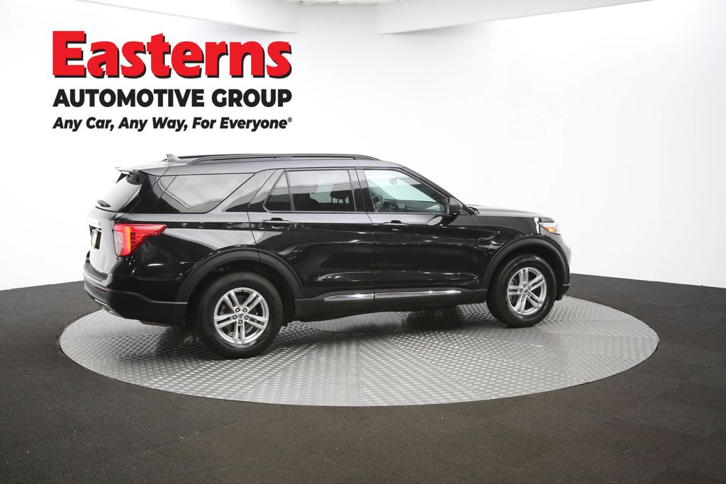 2023 Ford Explorer XLT Image 21 of 64