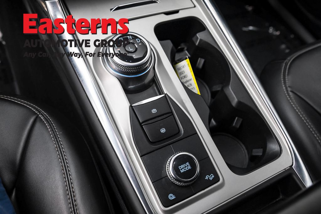 2023 Ford Explorer XLT Image 55 of 64