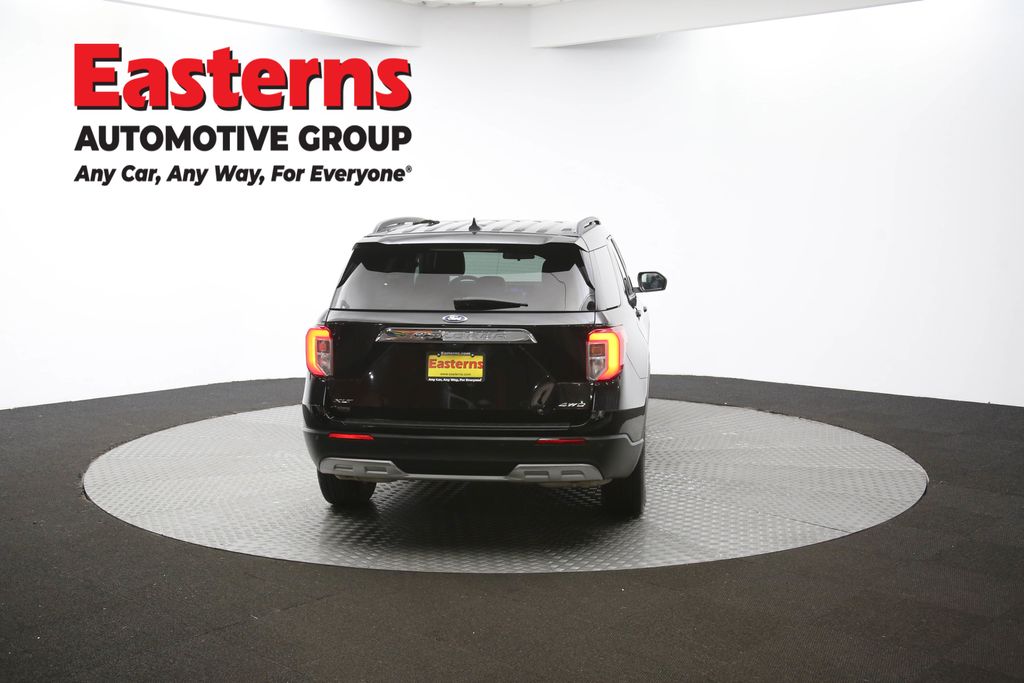 2023 Ford Explorer XLT Image 28 of 64