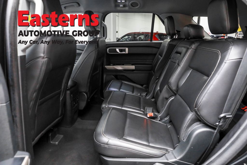 2023 Ford Explorer XLT Image 46 of 64