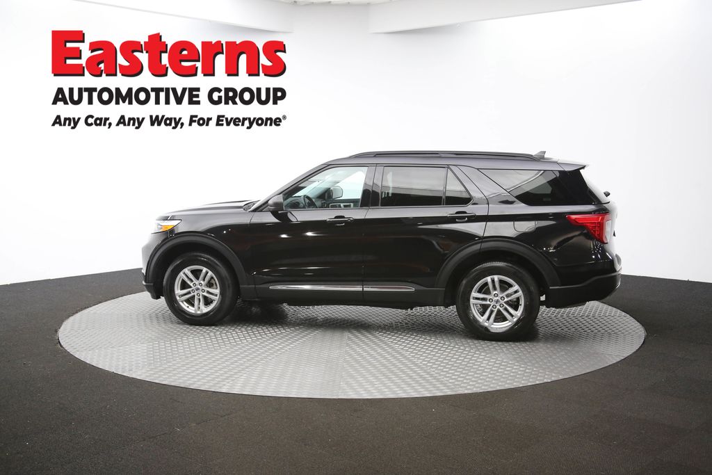 2023 Ford Explorer XLT Image 36 of 64