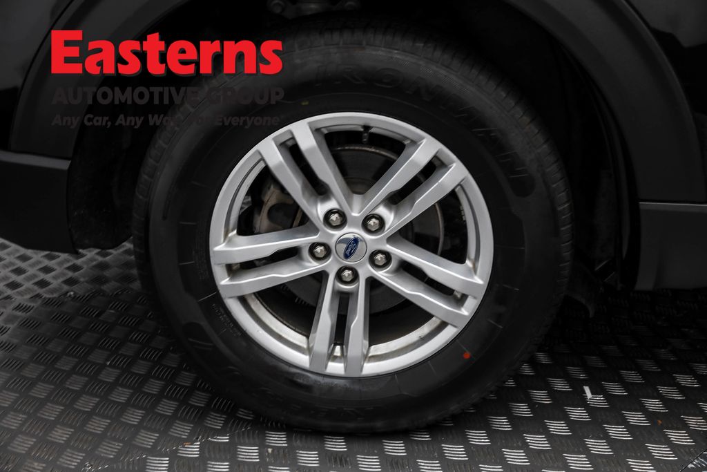 2023 Ford Explorer XLT Image 39 of 64