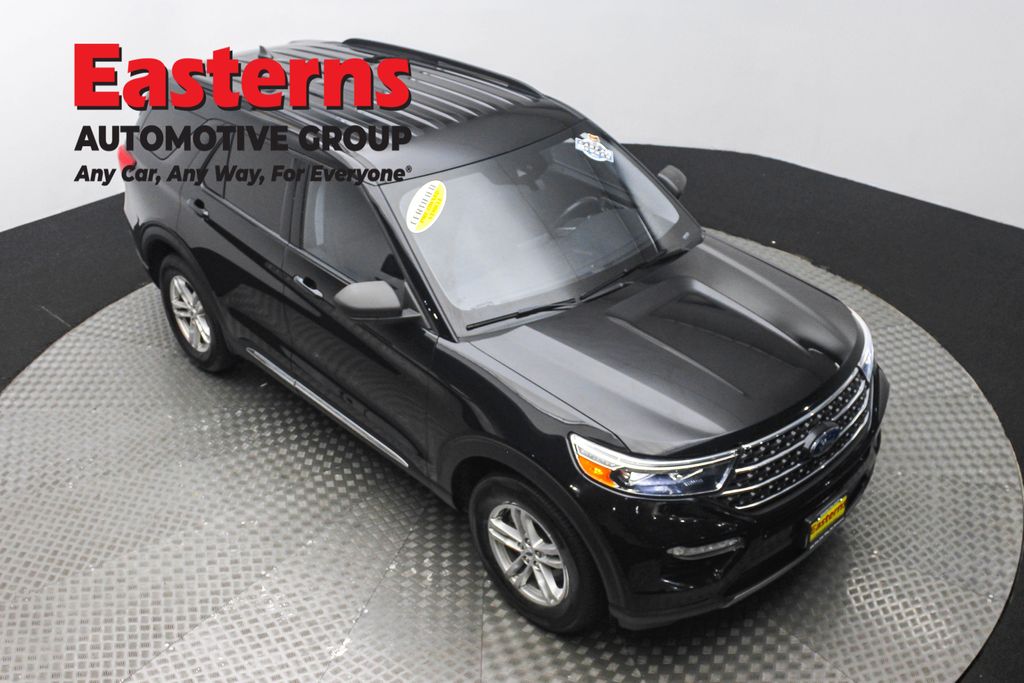 2023 Ford Explorer XLT Image 15 of 64