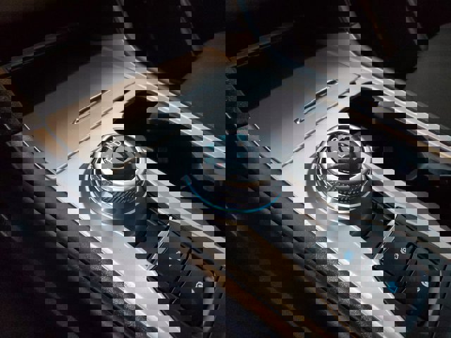 2023 Ford Explorer XLT Image 25 of 30