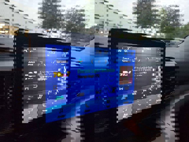 2023 Ford Explorer XLT Image 23 of 30