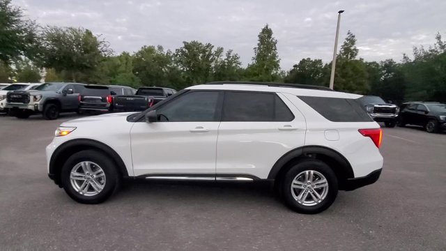2023 Ford Explorer XLT Image 9 of 30