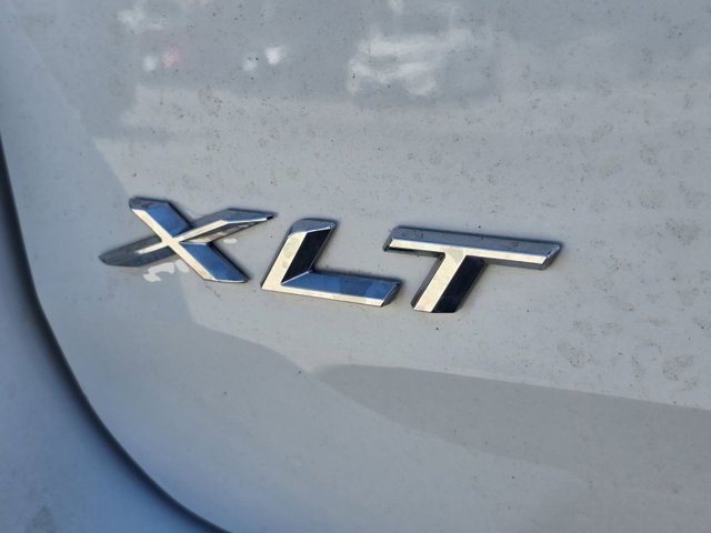 2023 Ford Explorer XLT Image 24 of 31