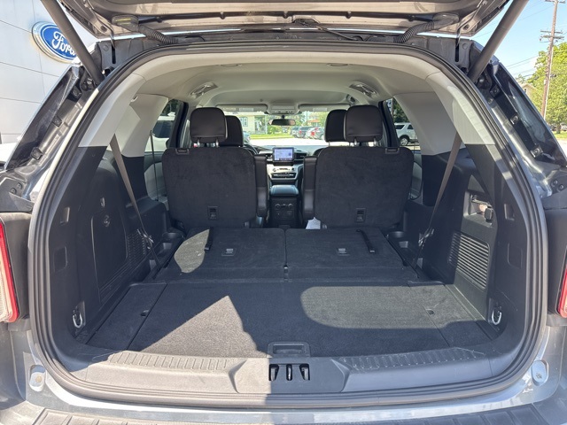 2023 Ford Explorer XLT Image 22 of 47
