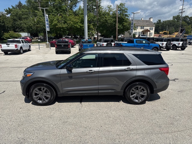 2023 Ford Explorer XLT Image 15 of 47