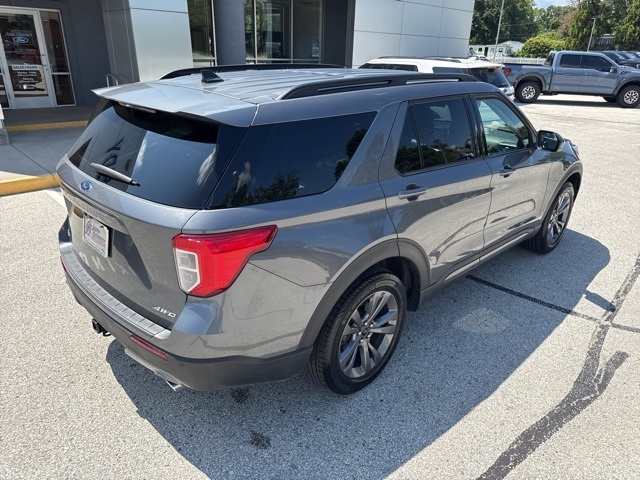 2023 Ford Explorer XLT Image 10 of 47