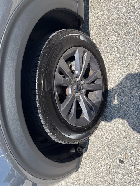 2023 Ford Explorer XLT Image 20 of 47