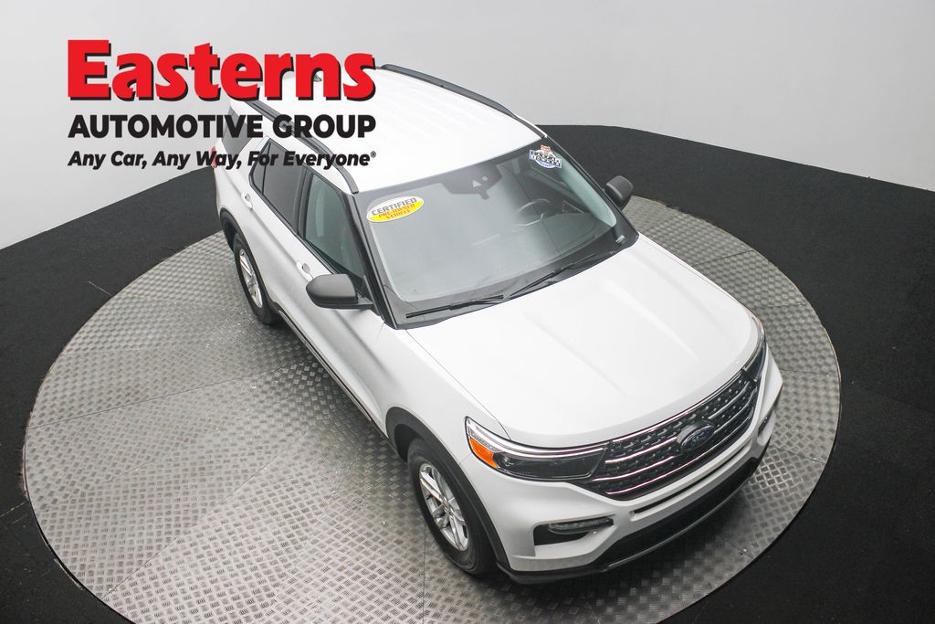 2023 Ford Explorer XLT Image 12 of 64