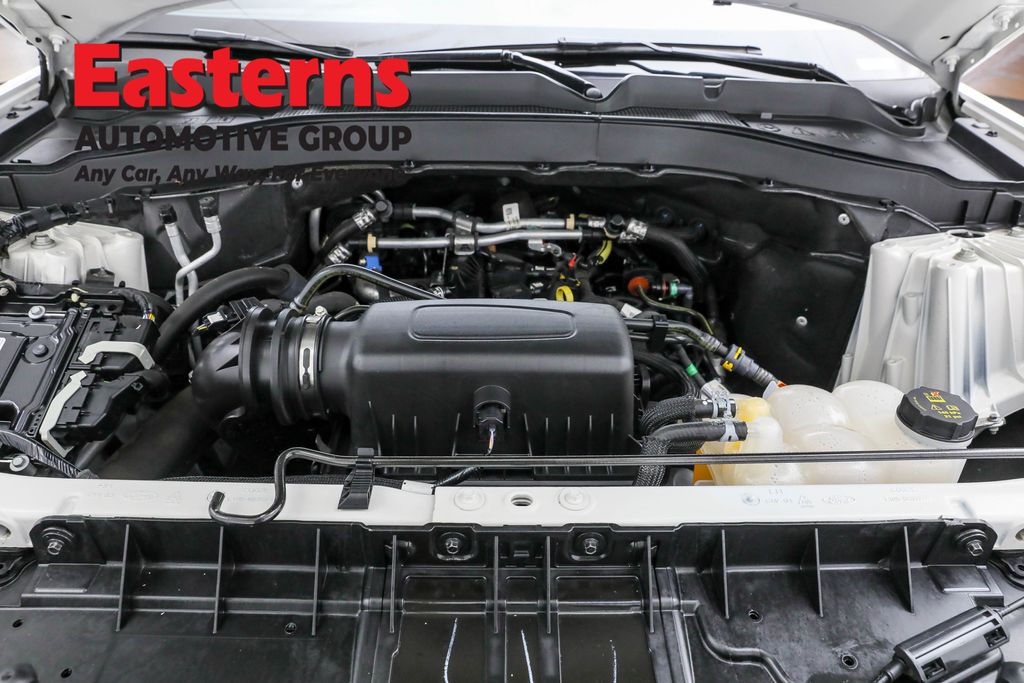 2023 Ford Explorer XLT Image 37 of 64