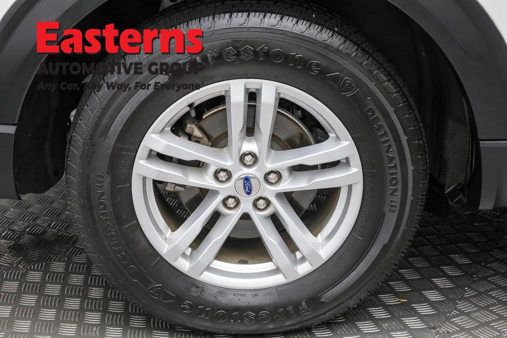 2023 Ford Explorer XLT Image 40 of 64