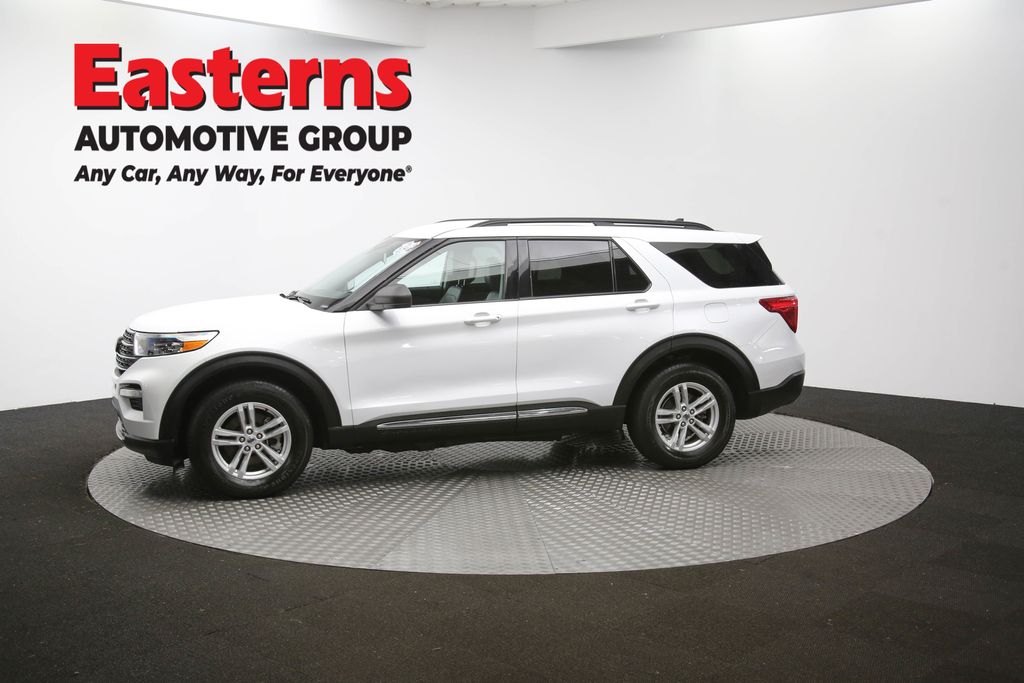 2023 Ford Explorer XLT Image 36 of 64