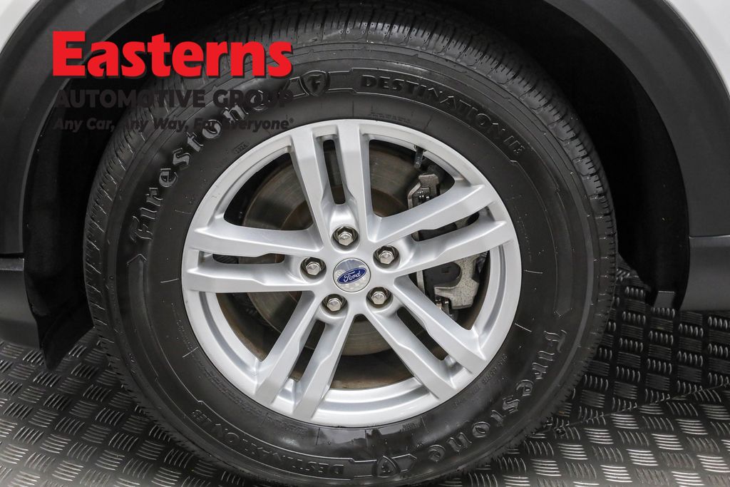 2023 Ford Explorer XLT Image 39 of 64