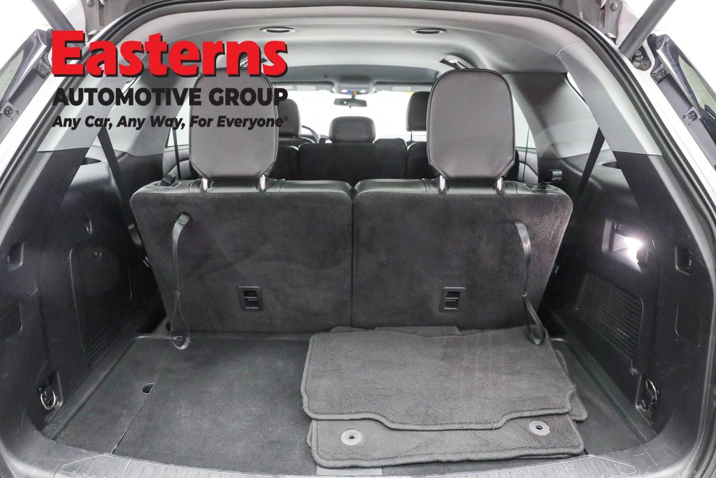 2023 Ford Explorer XLT Image 43 of 64